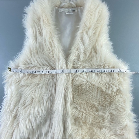 Ellison faux fur cream vest with fringe bottom wms sz small - Picture 8 of 15